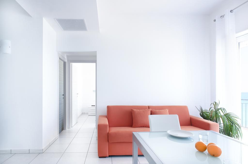 Vuelle Residence Apartments Capo dʼOrlando Szoba fotó